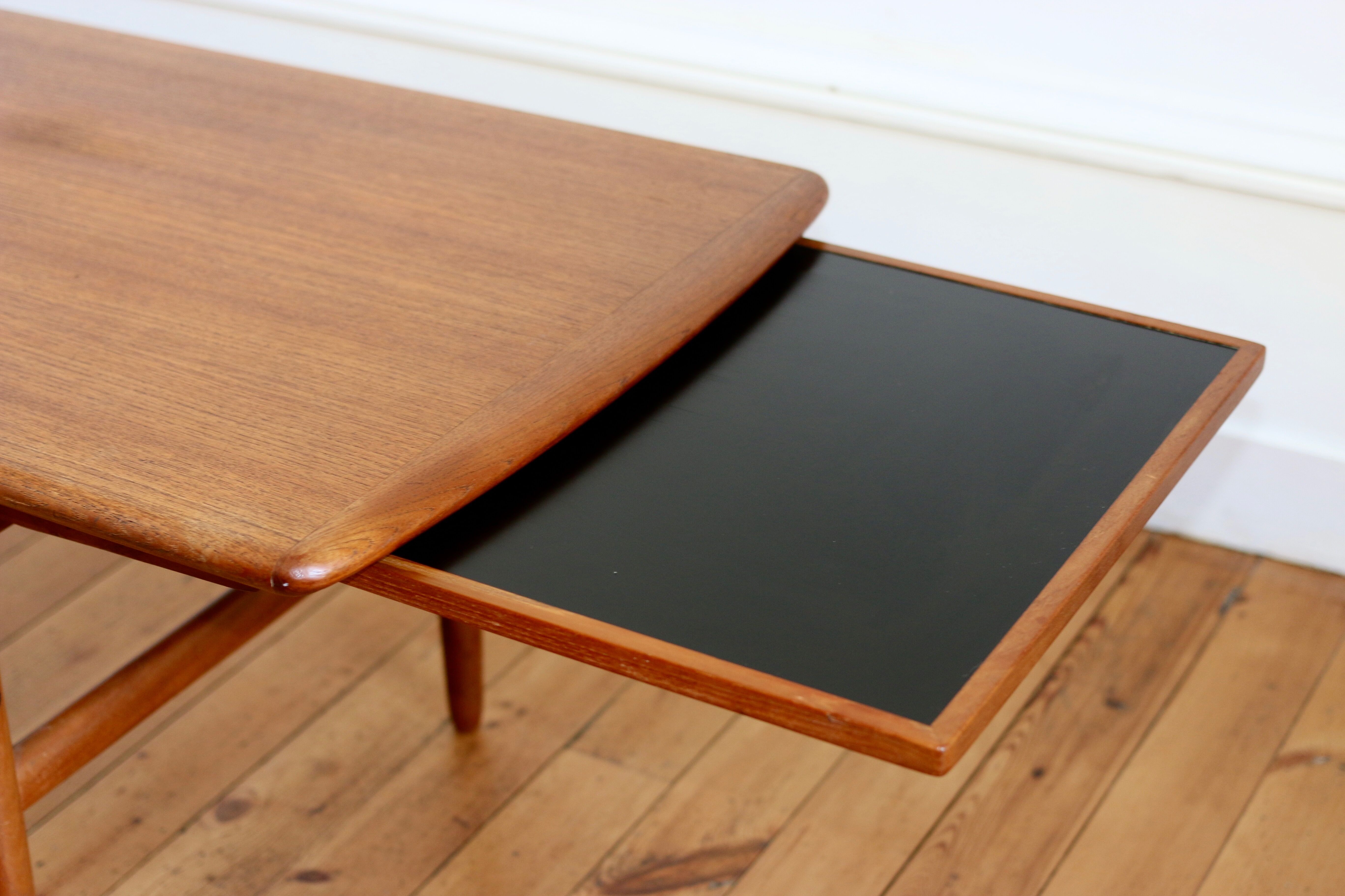 Scandinavian teak Arrebo furniture coffee table