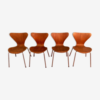 Lot de 4 chaises Arne Jacobsen