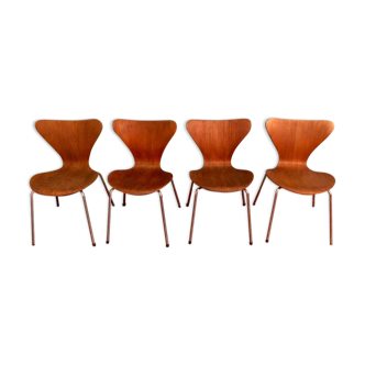 Lot de 4 chaises Arne Jacobsen