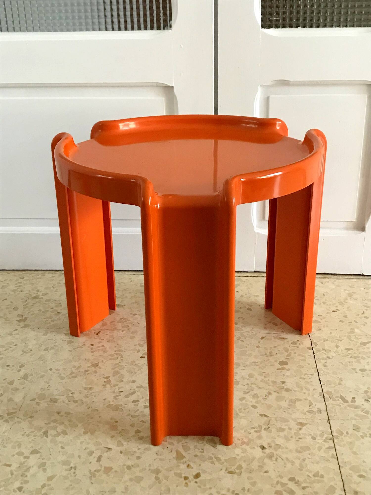 Nesting coffee tables by Giotto Stoppino for Kartell vintage 1970