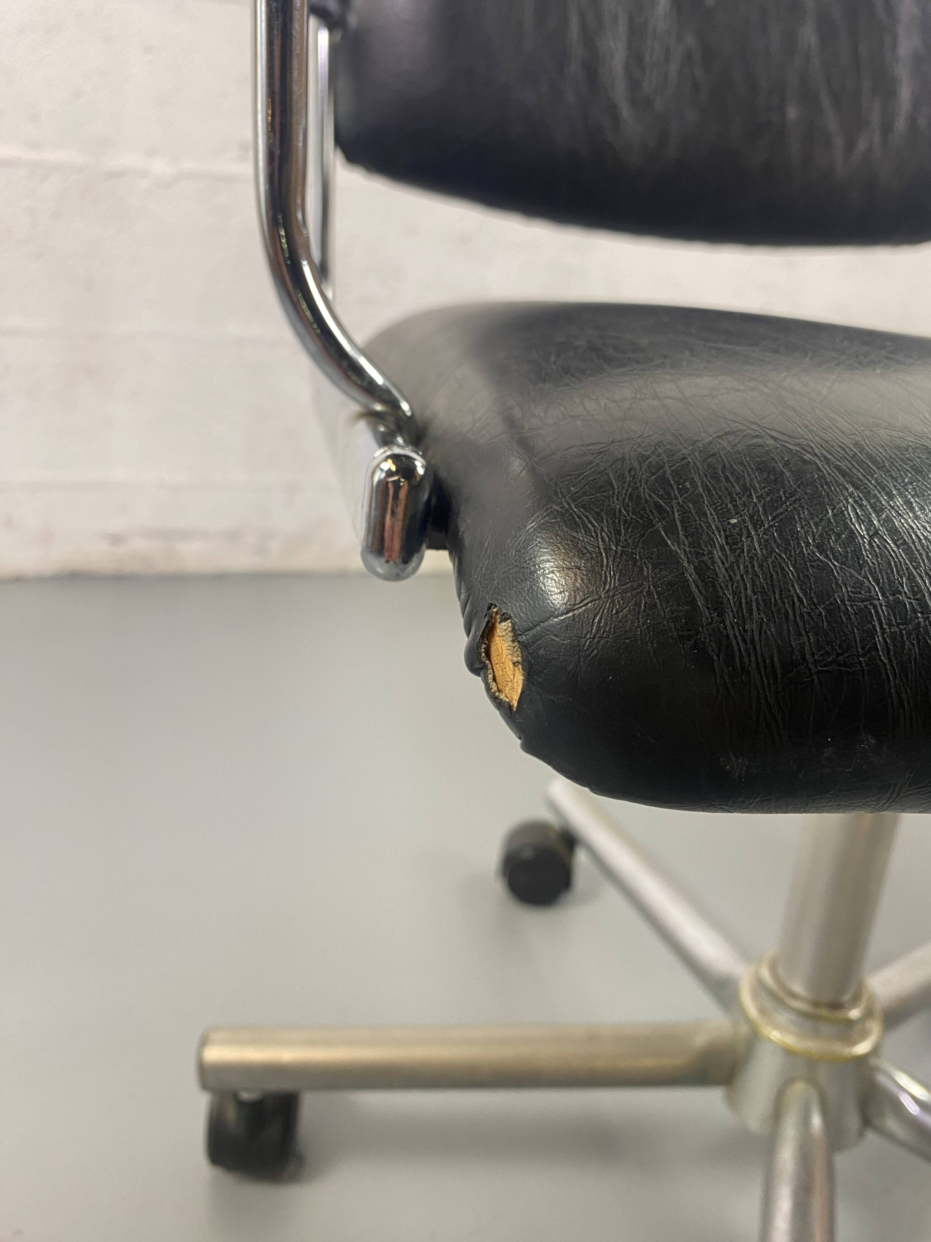 Black tubular office chair