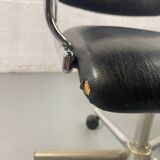 Black tubular office chair