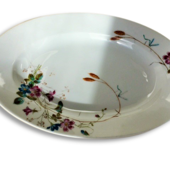 Plat ovale en porcelaine