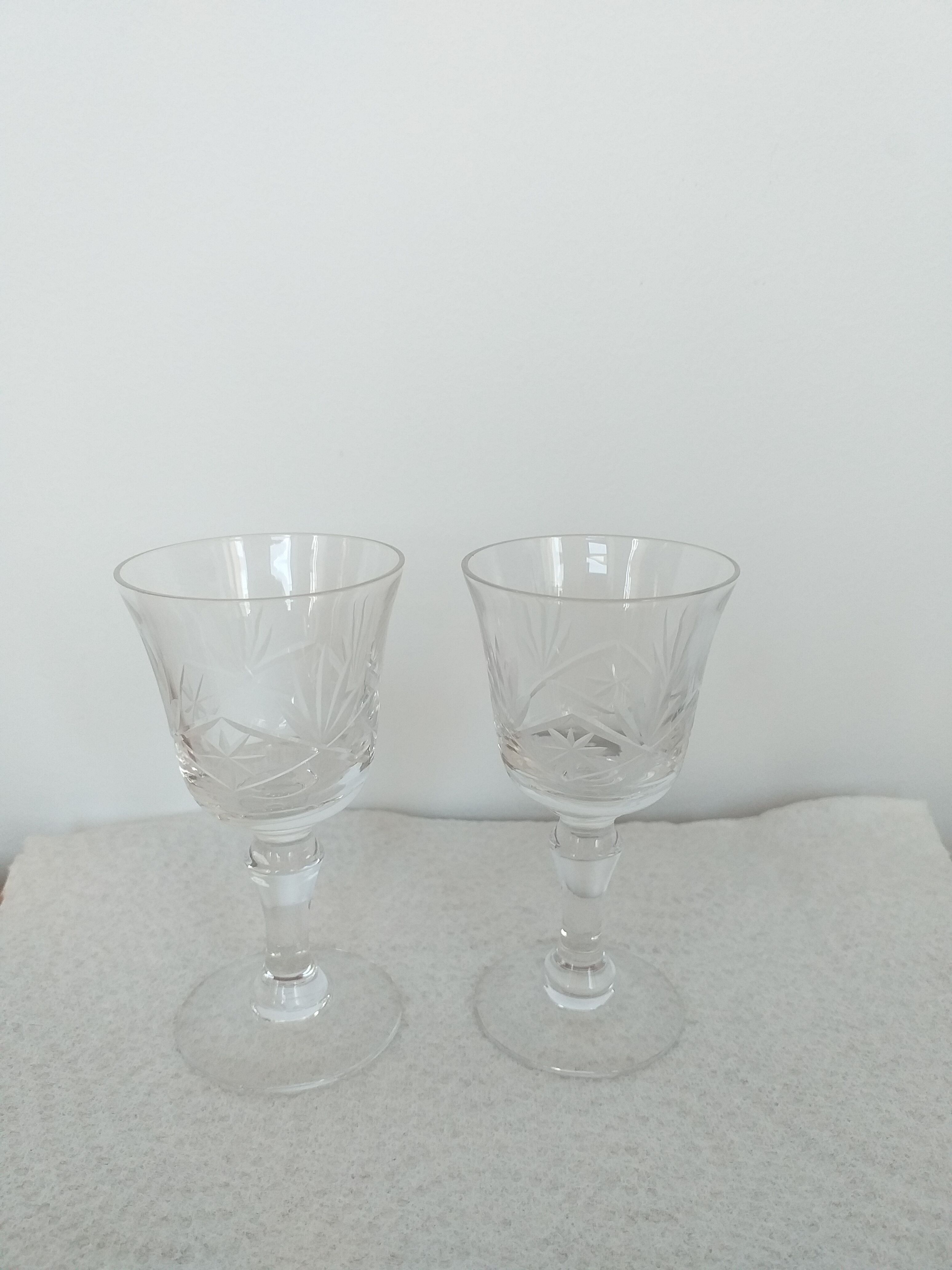 Duo of liqueur glasses