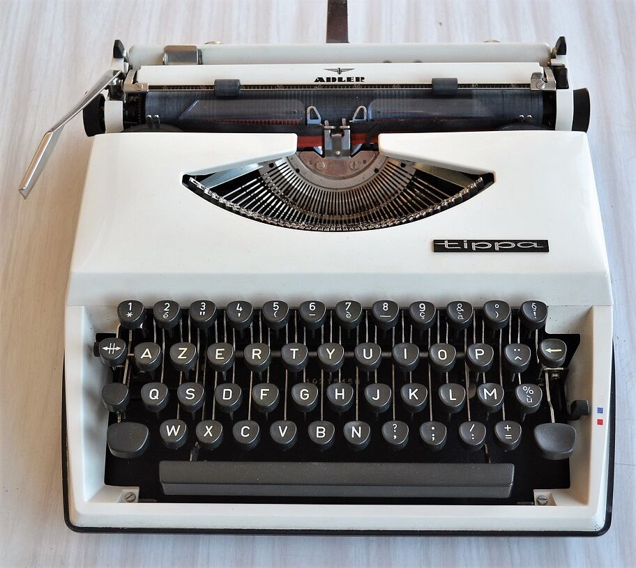 Model machine to write portable Adler Tippa 1960 s