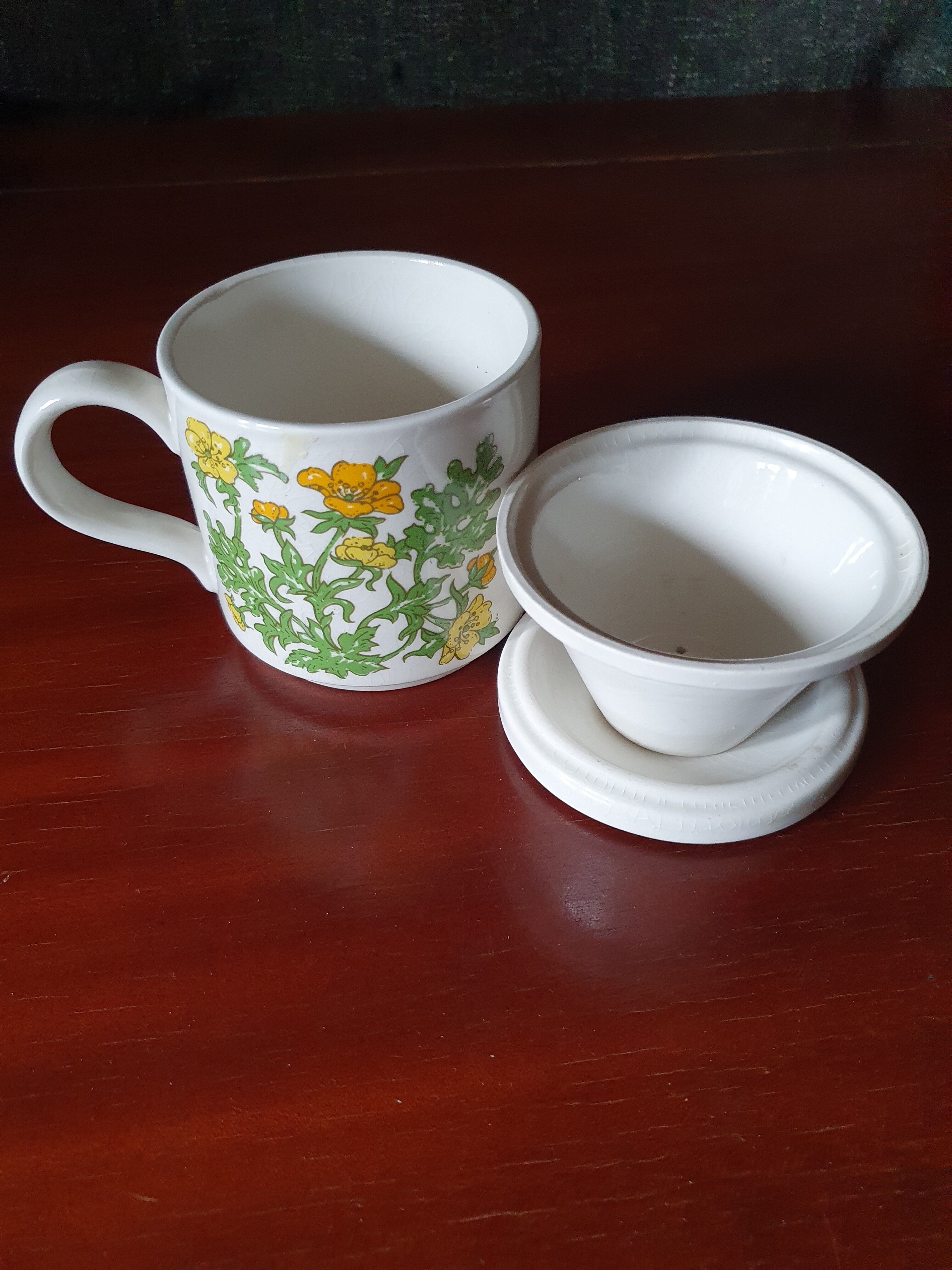 Tea pot