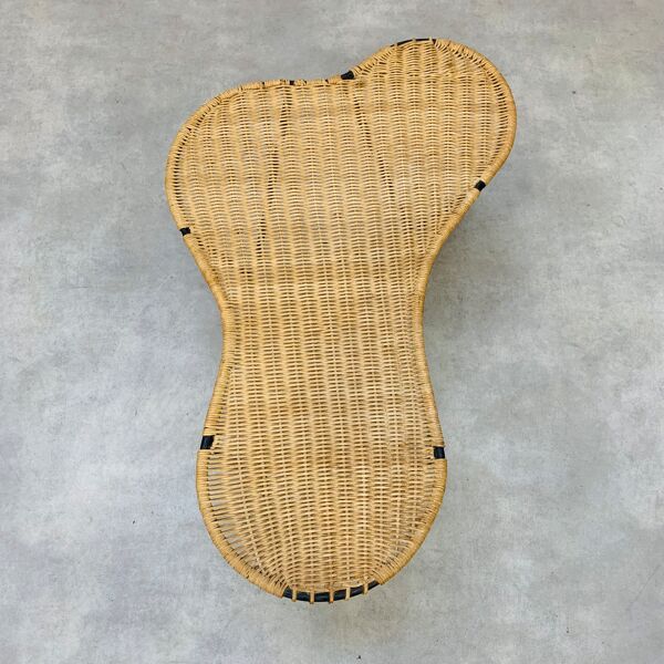 Table d'appoint Raoul Guys forme libre