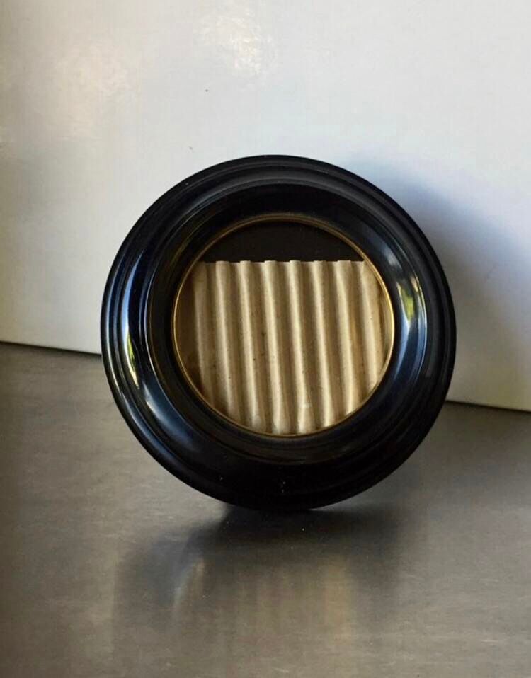 Cadre en bakélite vintage diamètre 12,5 cm