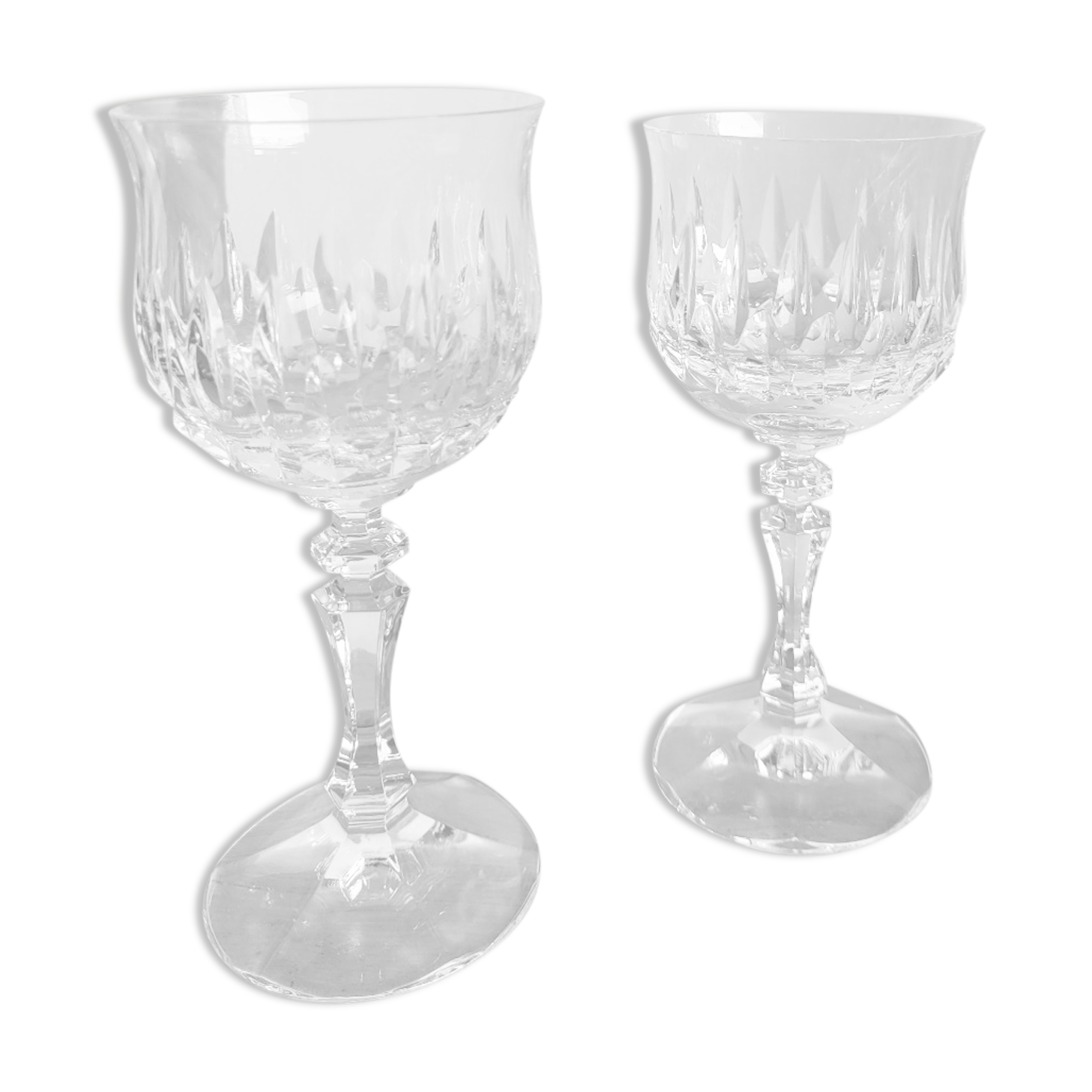 Set of two crystal stemmed glasses