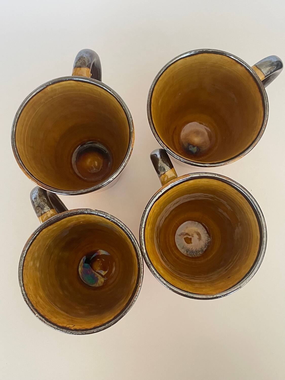 4 tasses à café mugs en céramique émaillée Vallauris a.e gitma