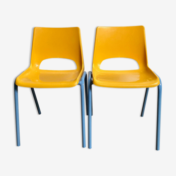 Chaise d'ecole - type maternelle