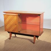 Buffet vaisselier en merisier clair vers 1950