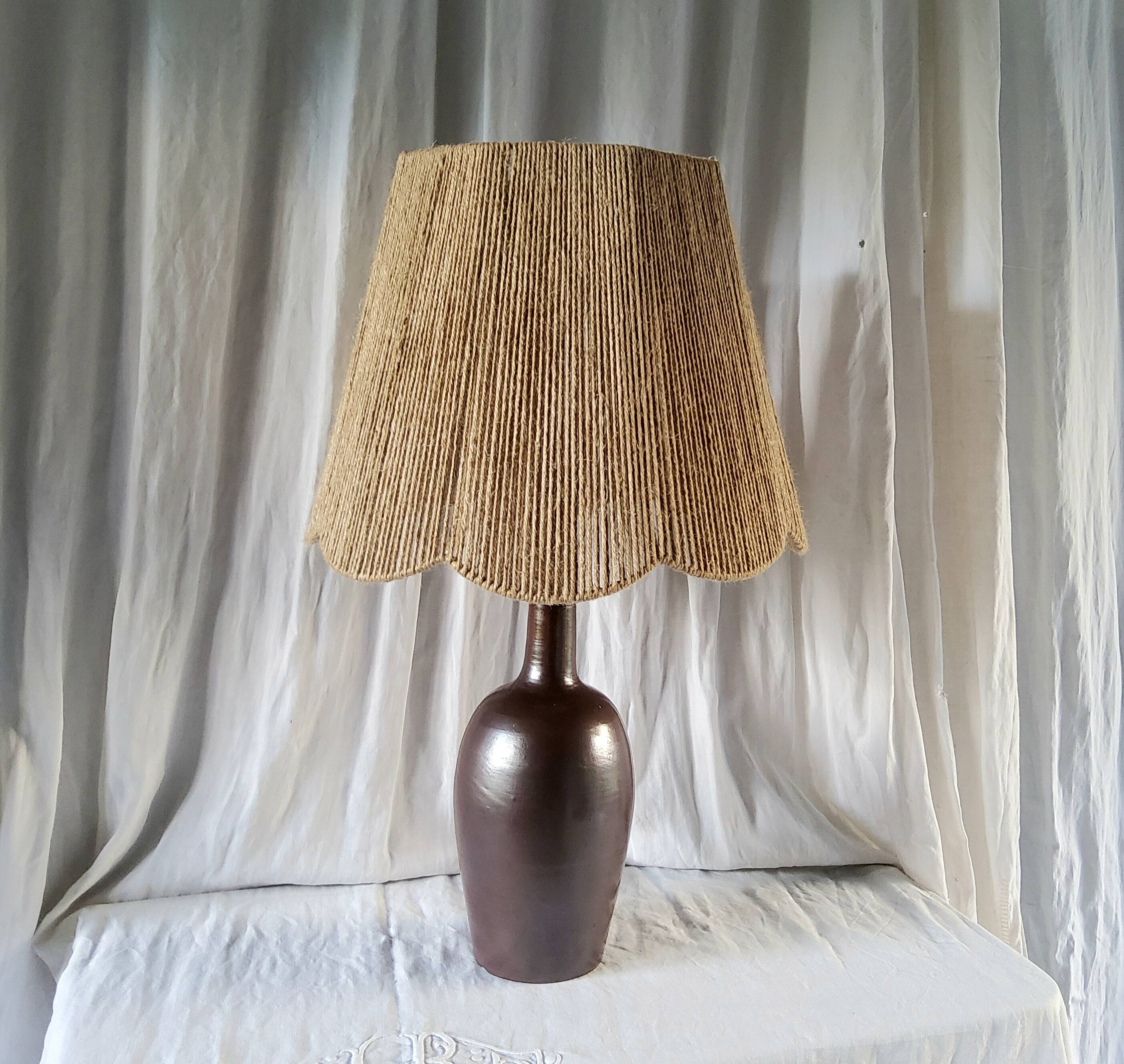 Glazed ceramic lamp