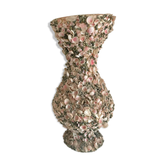 Shell vase