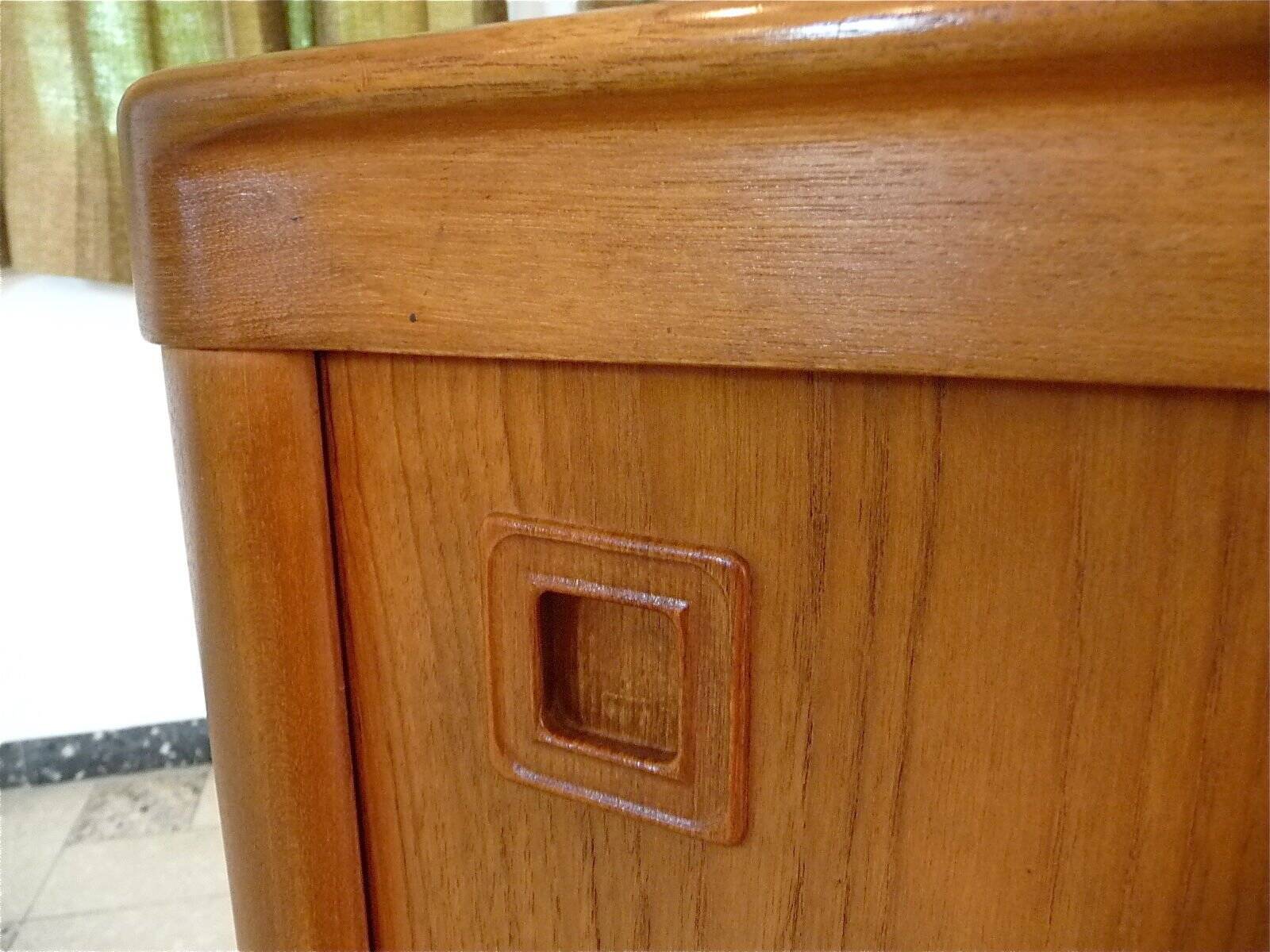 Mid-century Danish modern teak sideboard by Henry W. Klein for Bramin 1960s