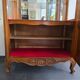 Vitrine de style Louis XV en merisier – Fabrication française UNIFA