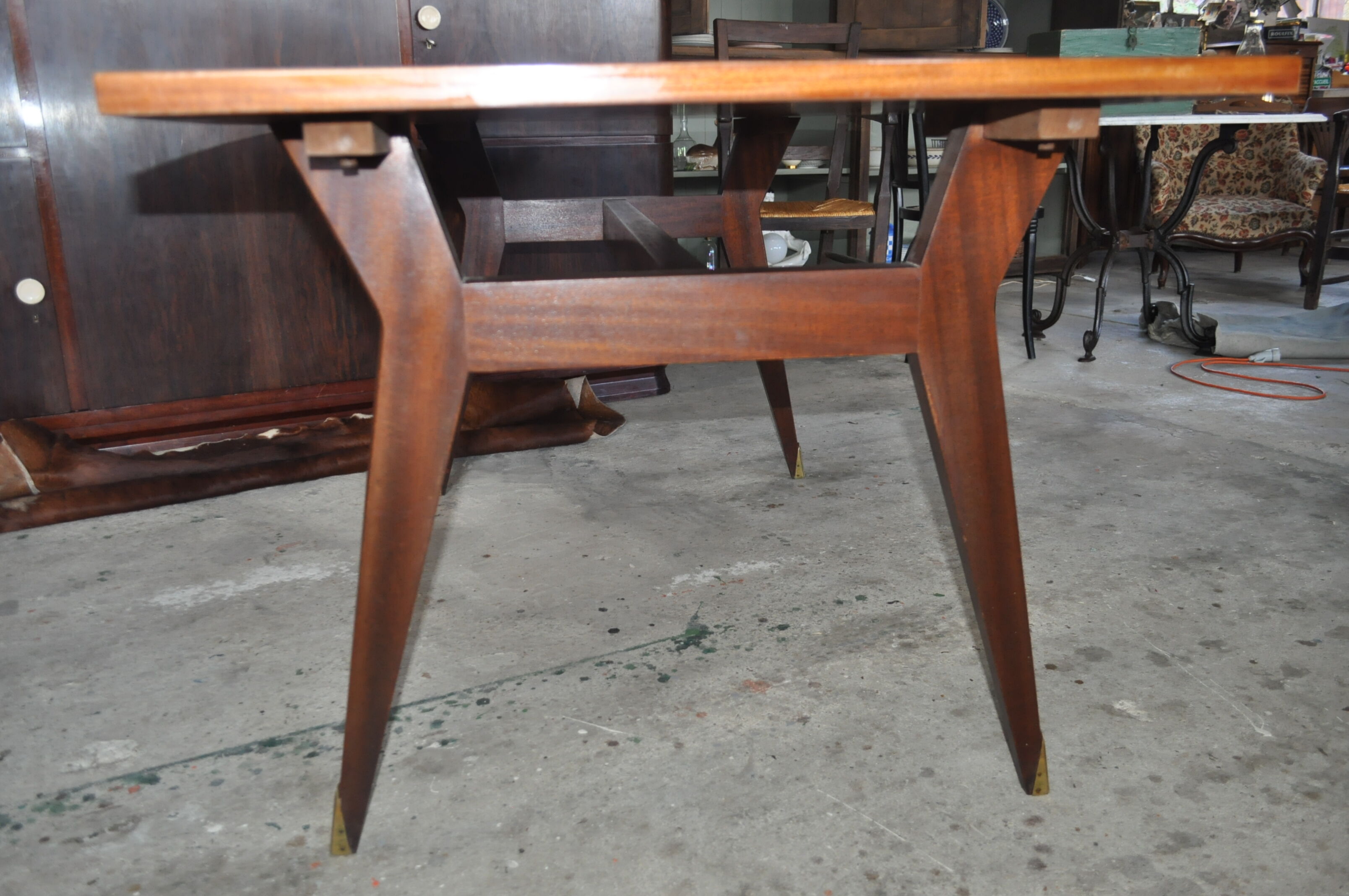Vintage table 60