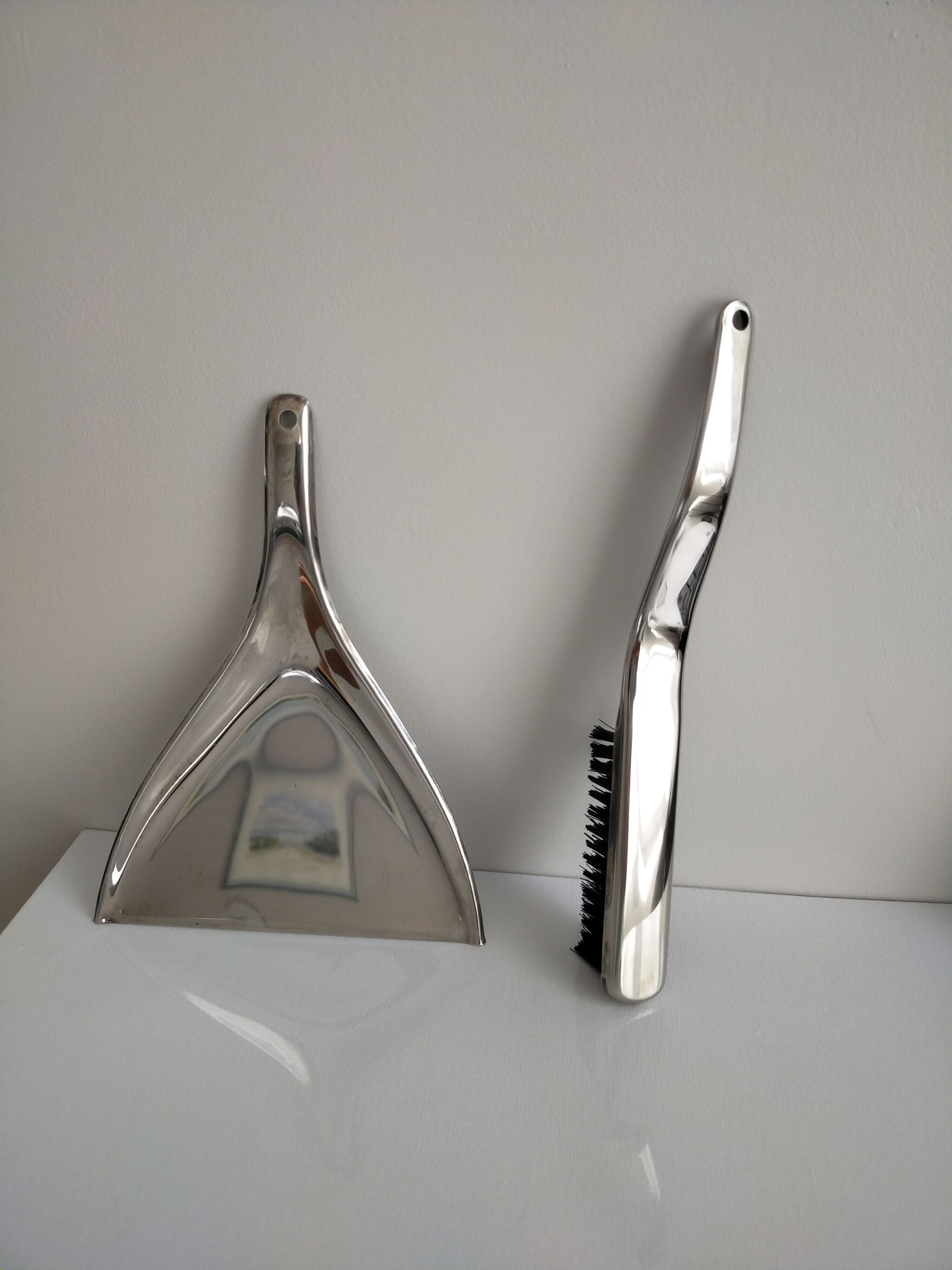 Stainless steel shovel brush assembly