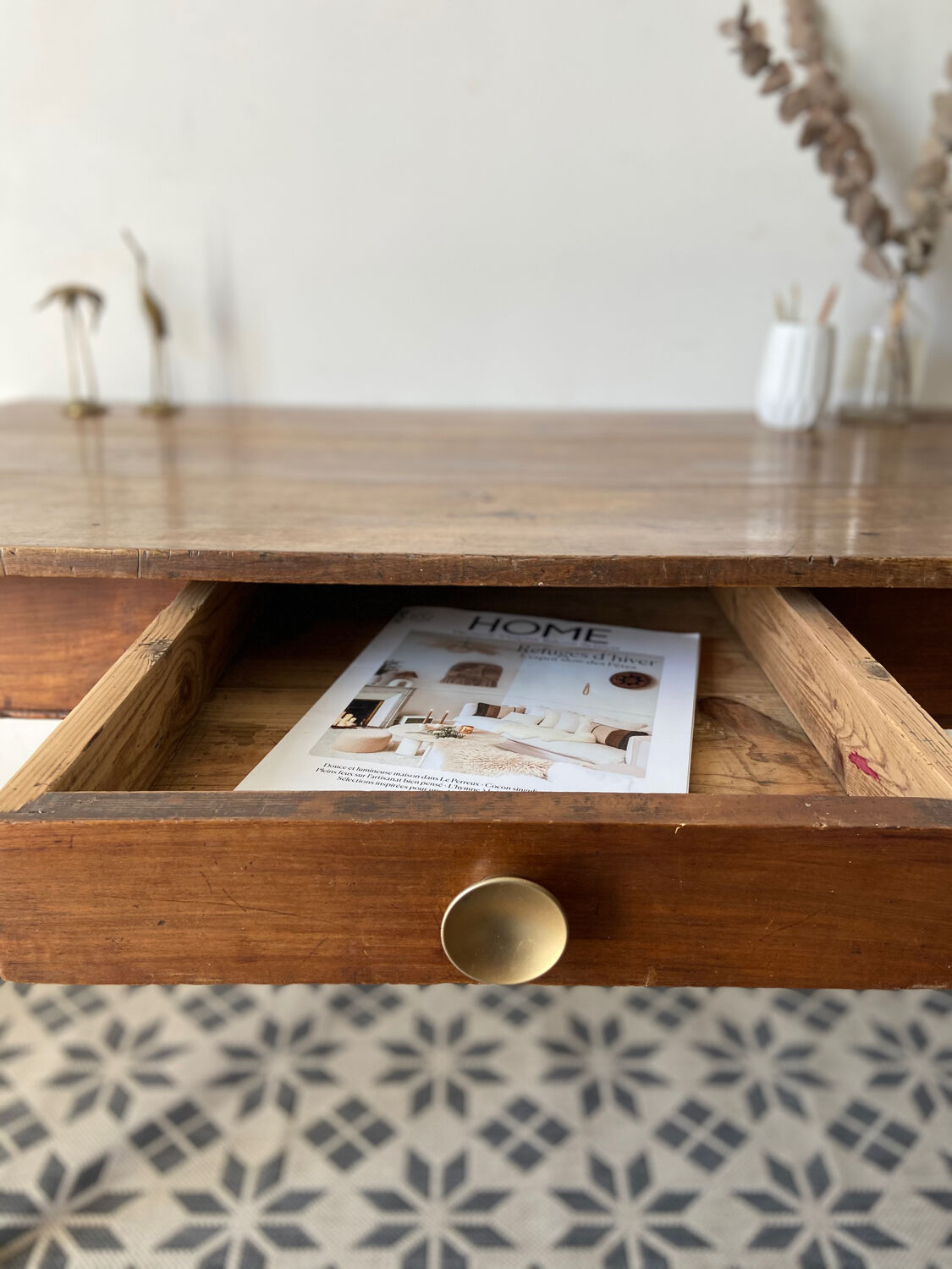 Farmhouse / antique table