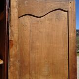 Armoire en noyer époque Louis Philippe