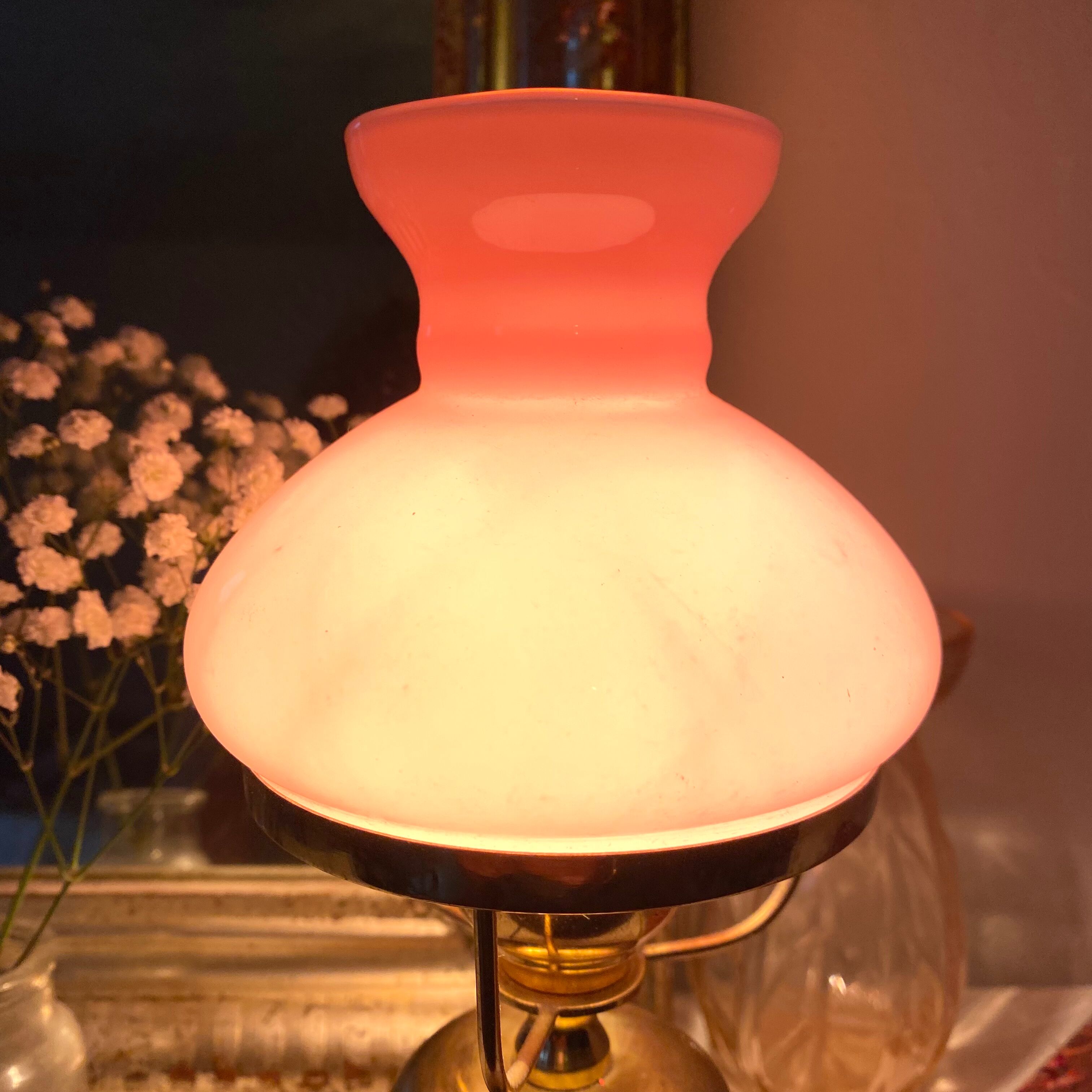 Lampe vintage rose et dorée