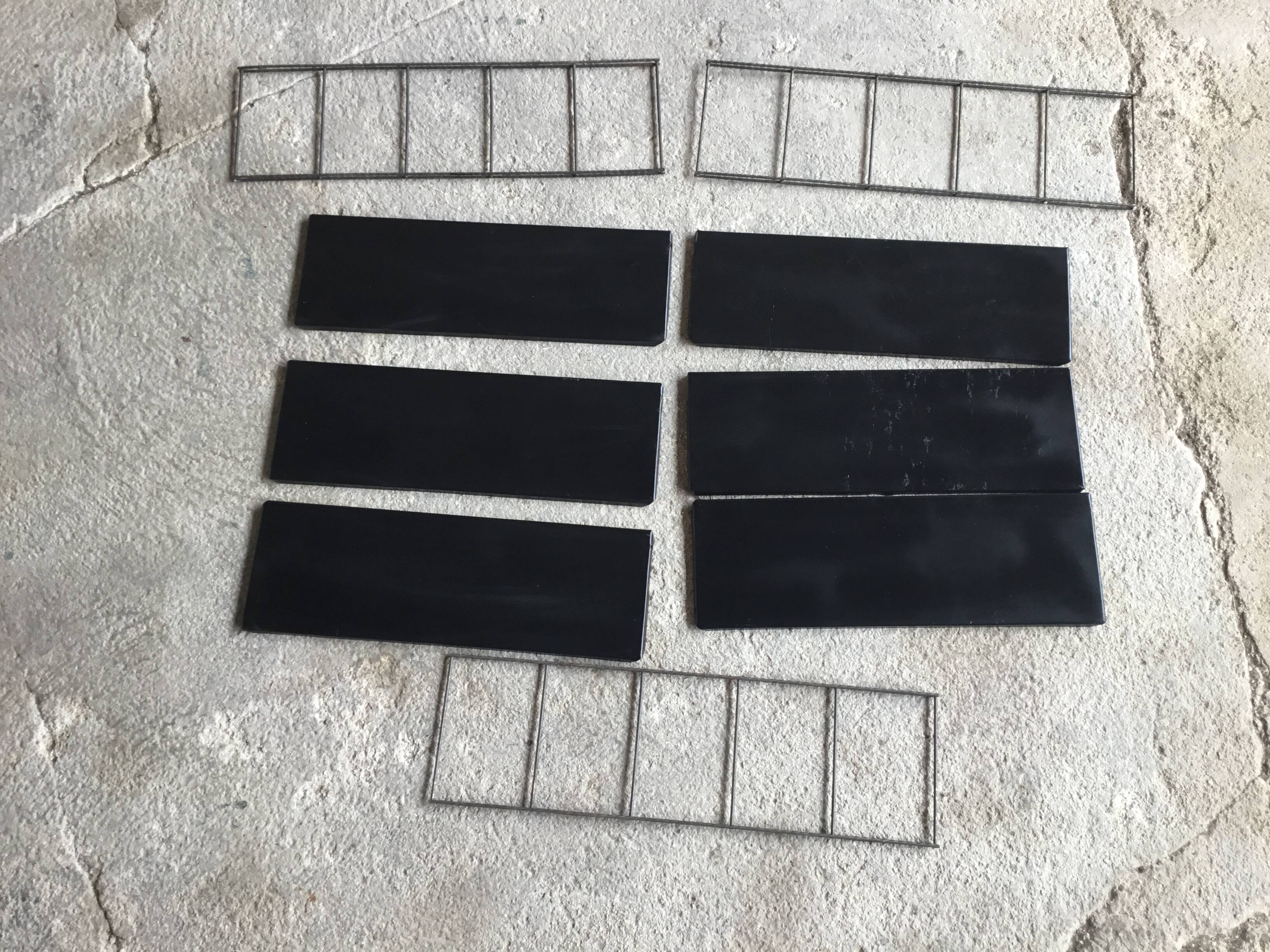 Double metal string shelf - 6 shelves, 3 uprights - vintage 1960