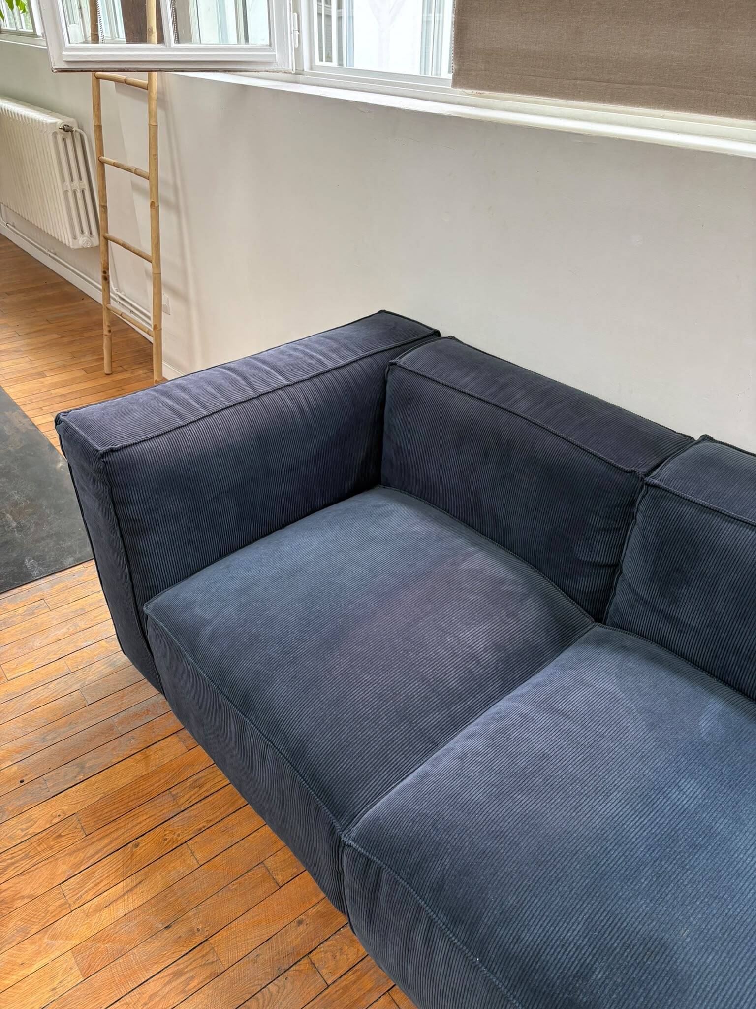 Canapé modulable AMPM en velours bleu