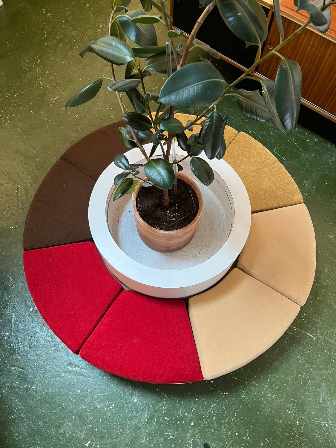 1970s garden bench made by Roche Bobois in Formica