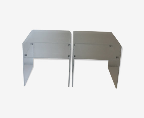 Paire de bouts de canapé ou de chevet en plexiglas, design année 1970
