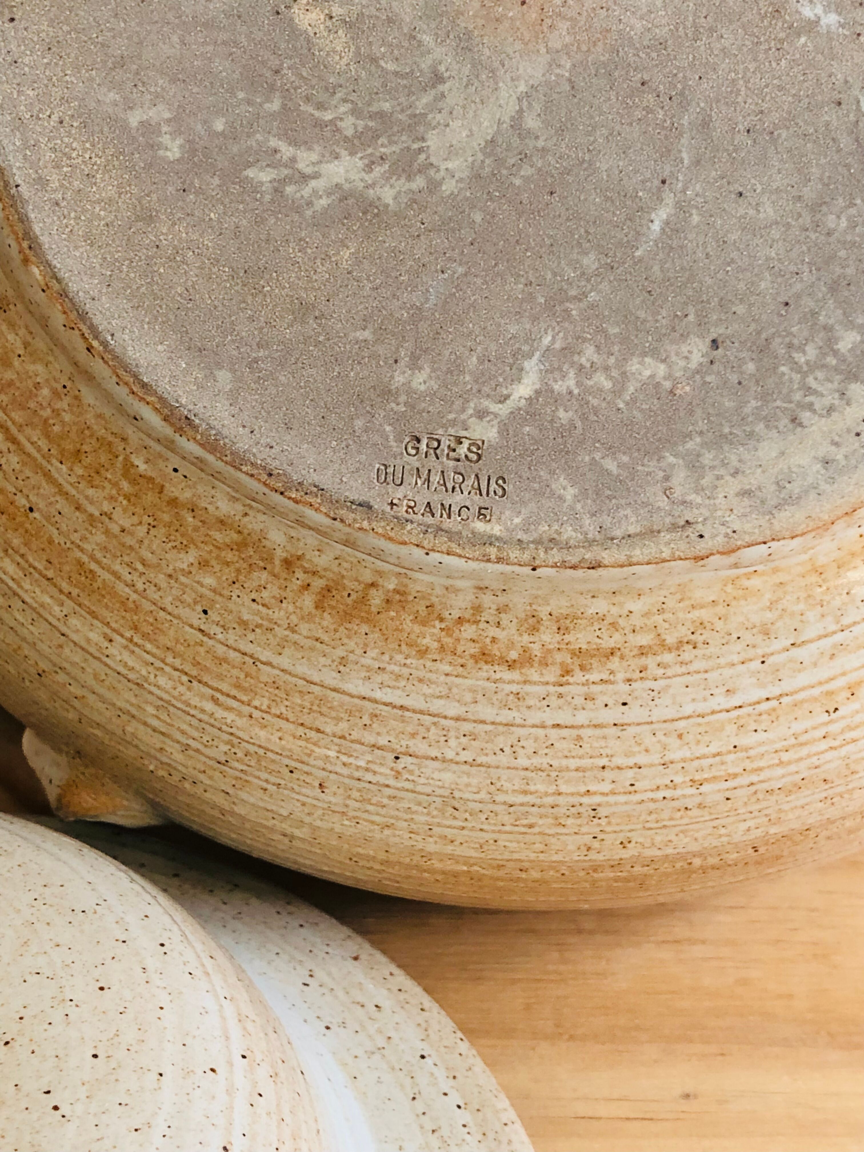 Vintage soup kitchen in Grès du Marais