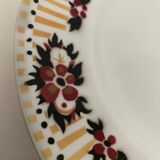 Lot of 9 colorful flat plates Orchies North