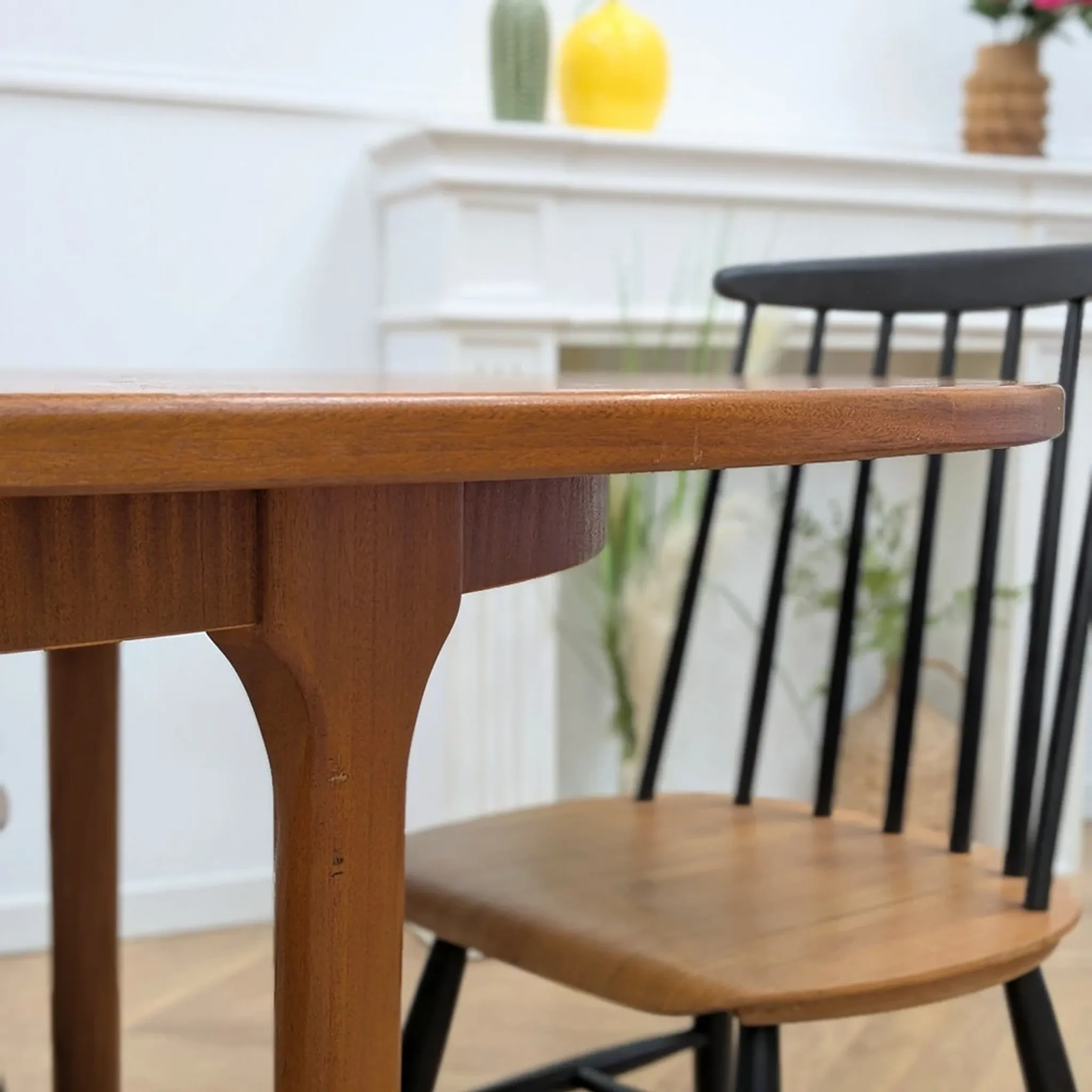 Table à manger McIntosh vintage teck extensible