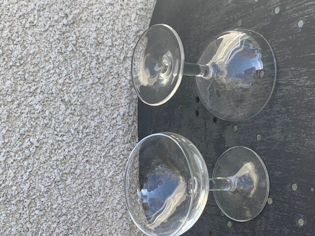 6 vintage transparent glass champagne glasses