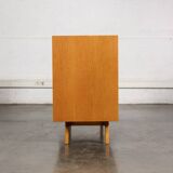 Buffet Jiri Jiroutek tiroirs jaunes