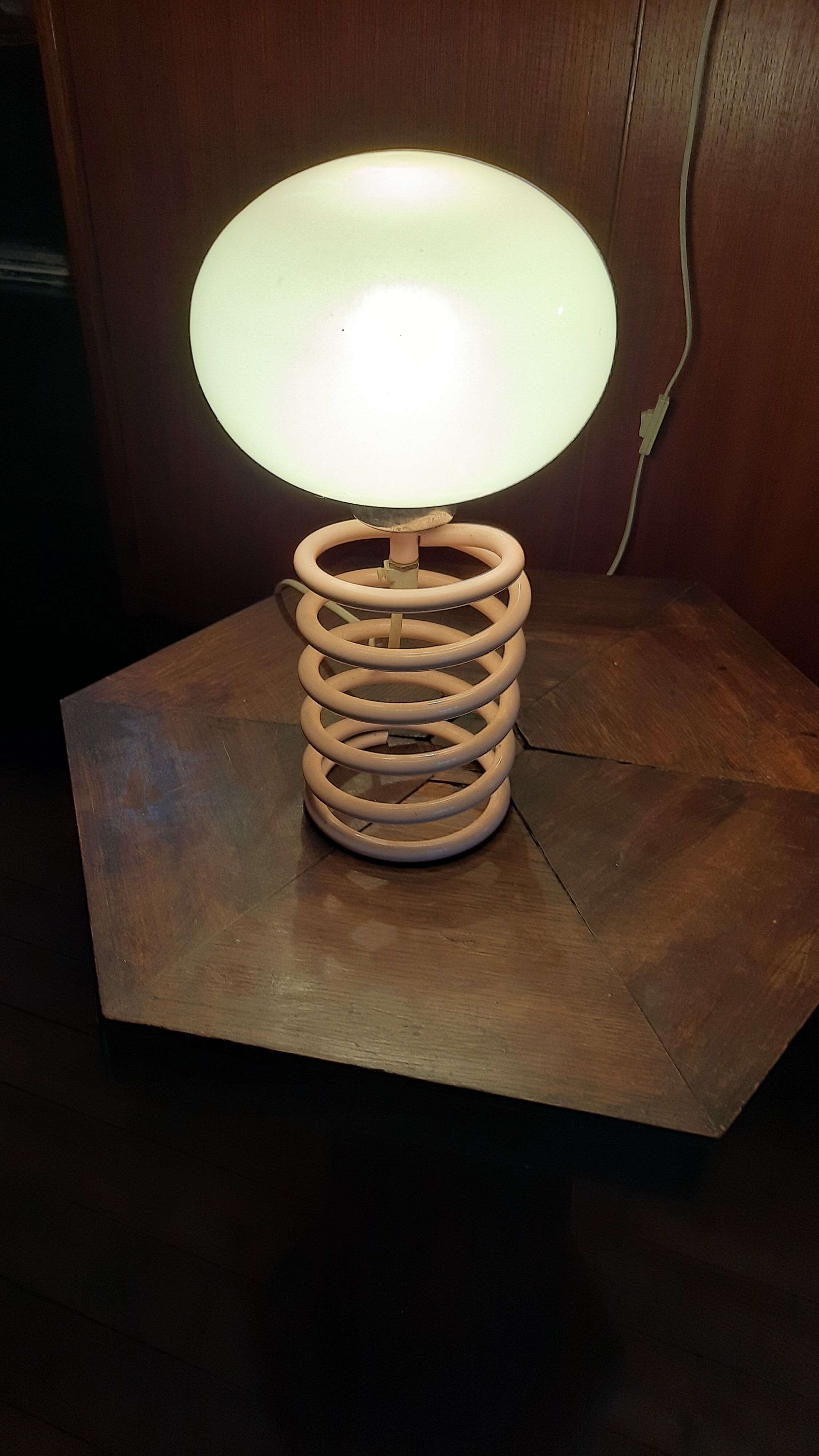 Living room lamp spring model