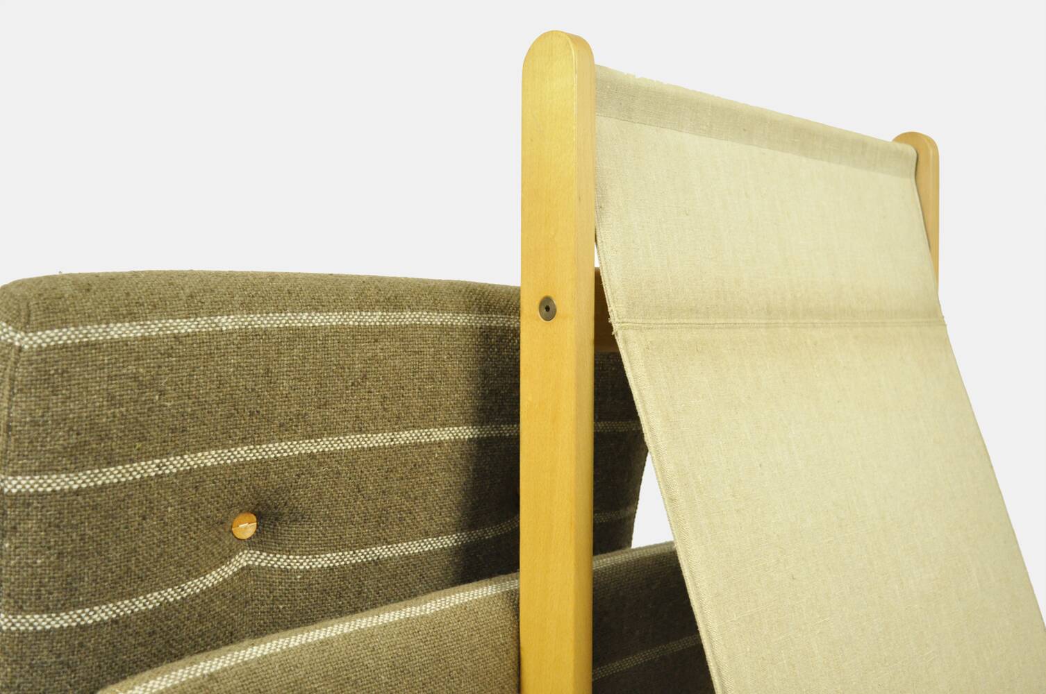 🟡 Vintage oak lounge chair with wool upholstery / Denmark 1960s