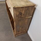 Storage unit with drawers