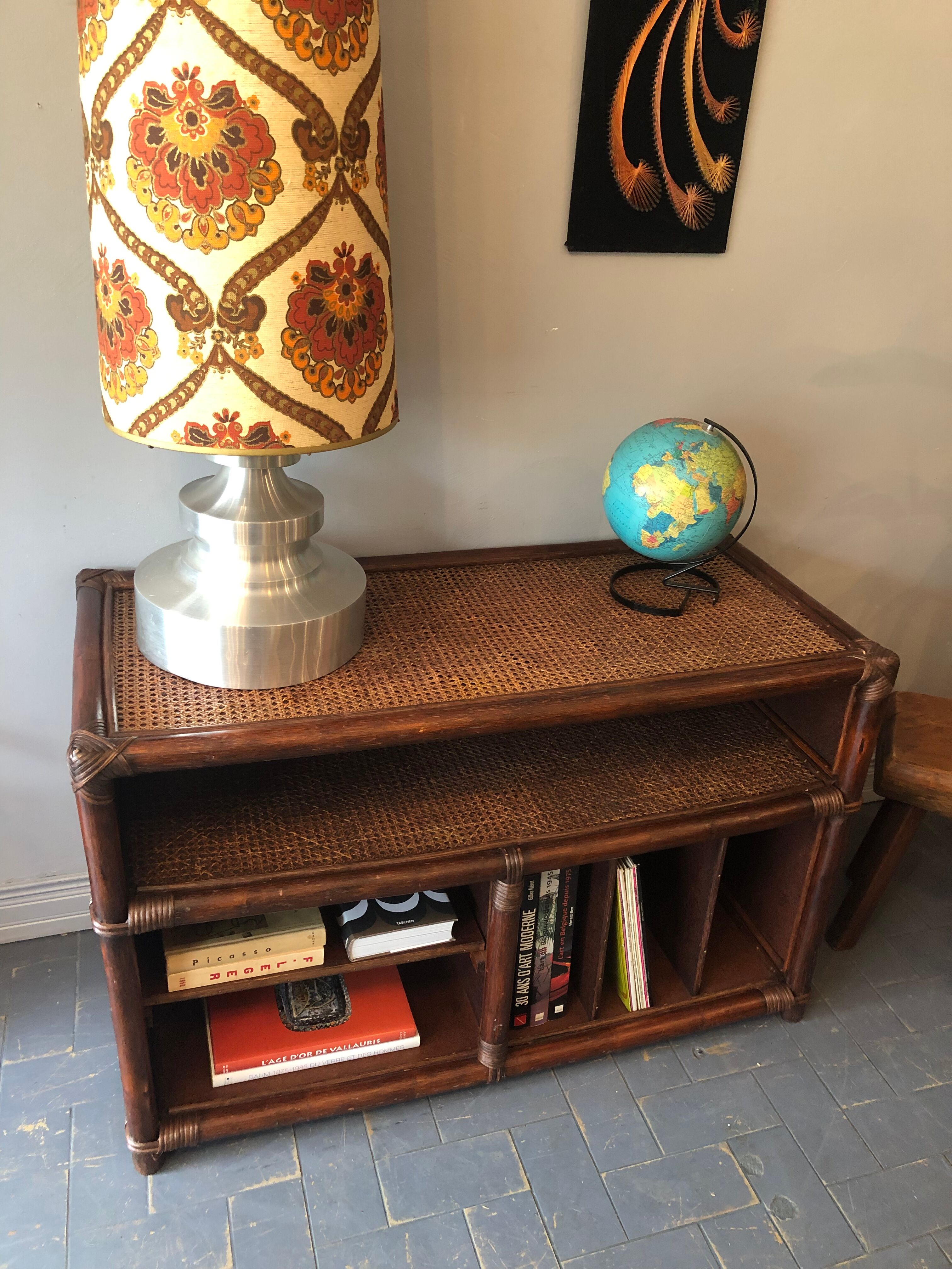 TV stand, hifi and vintage vinyls