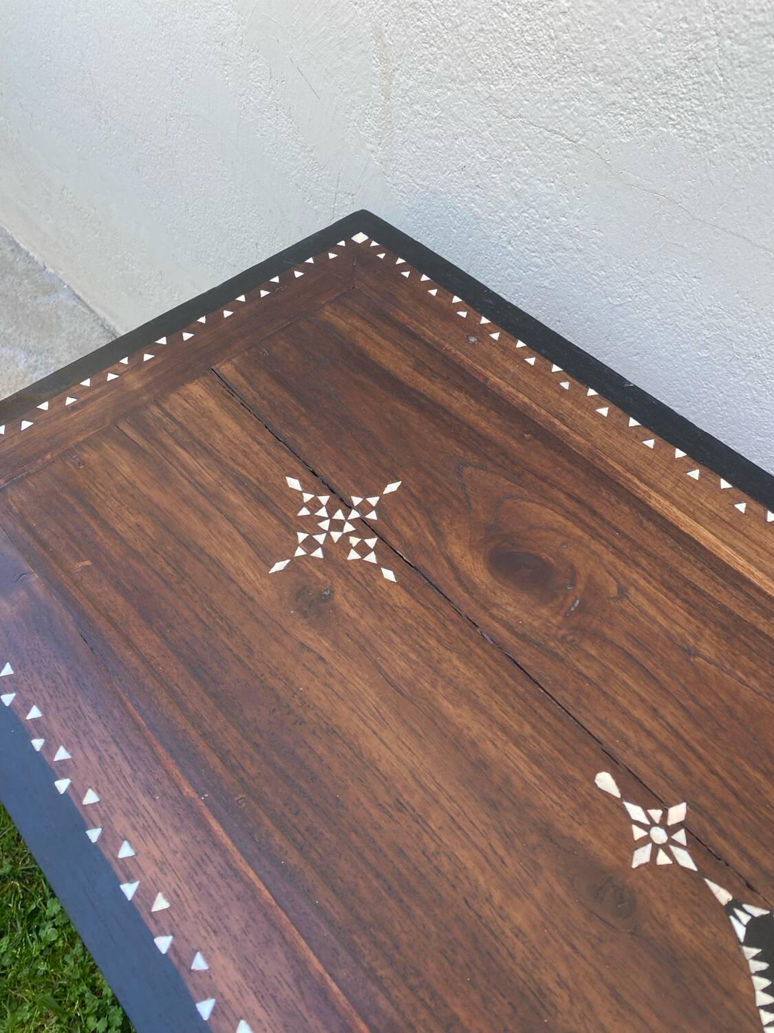 Commode syrienne galbée marqueterie nacre