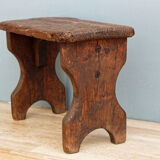 Marche pied en bois brut