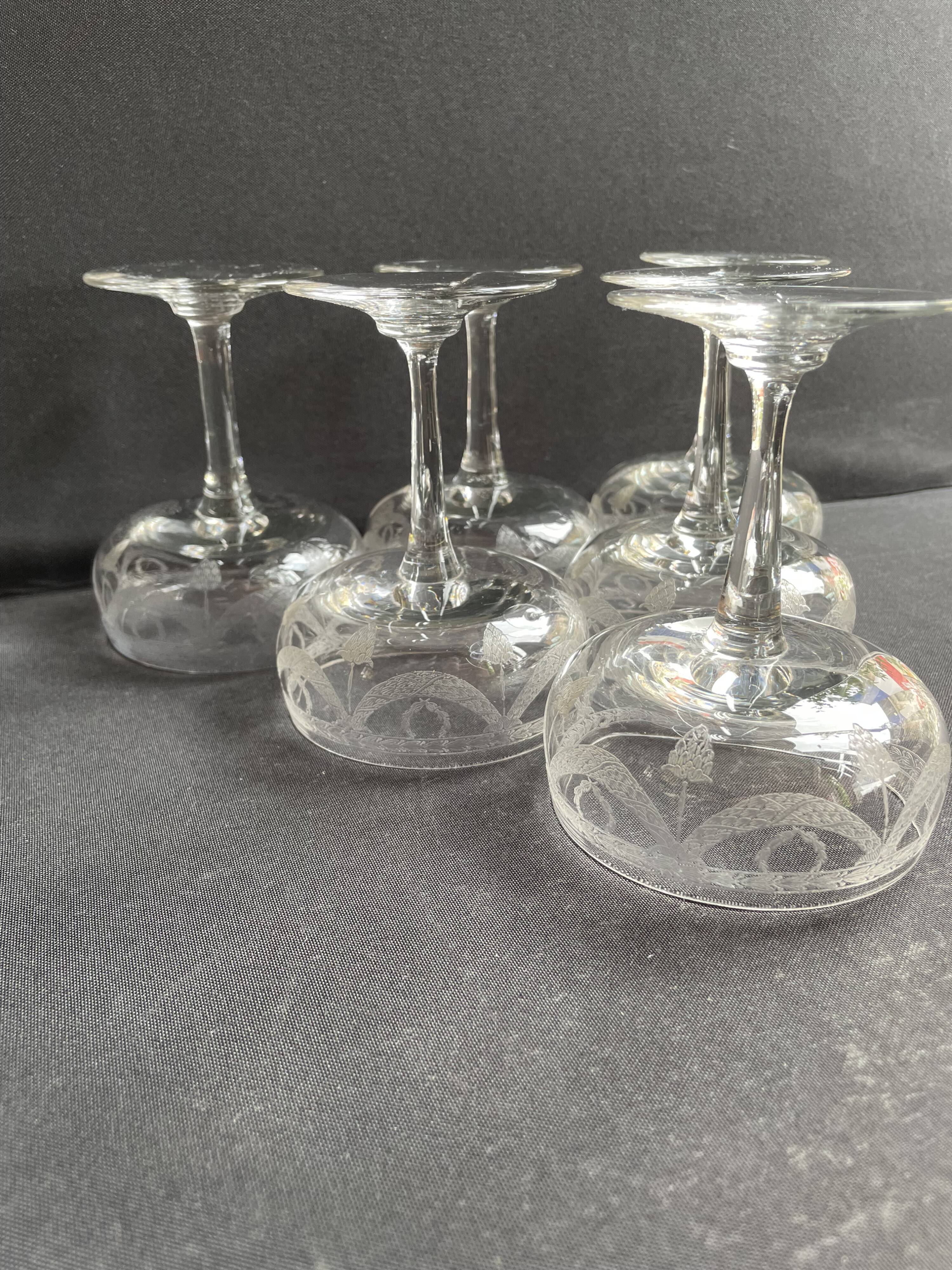 6 ½ crystal guilloché champagne glasses – Art nouveau