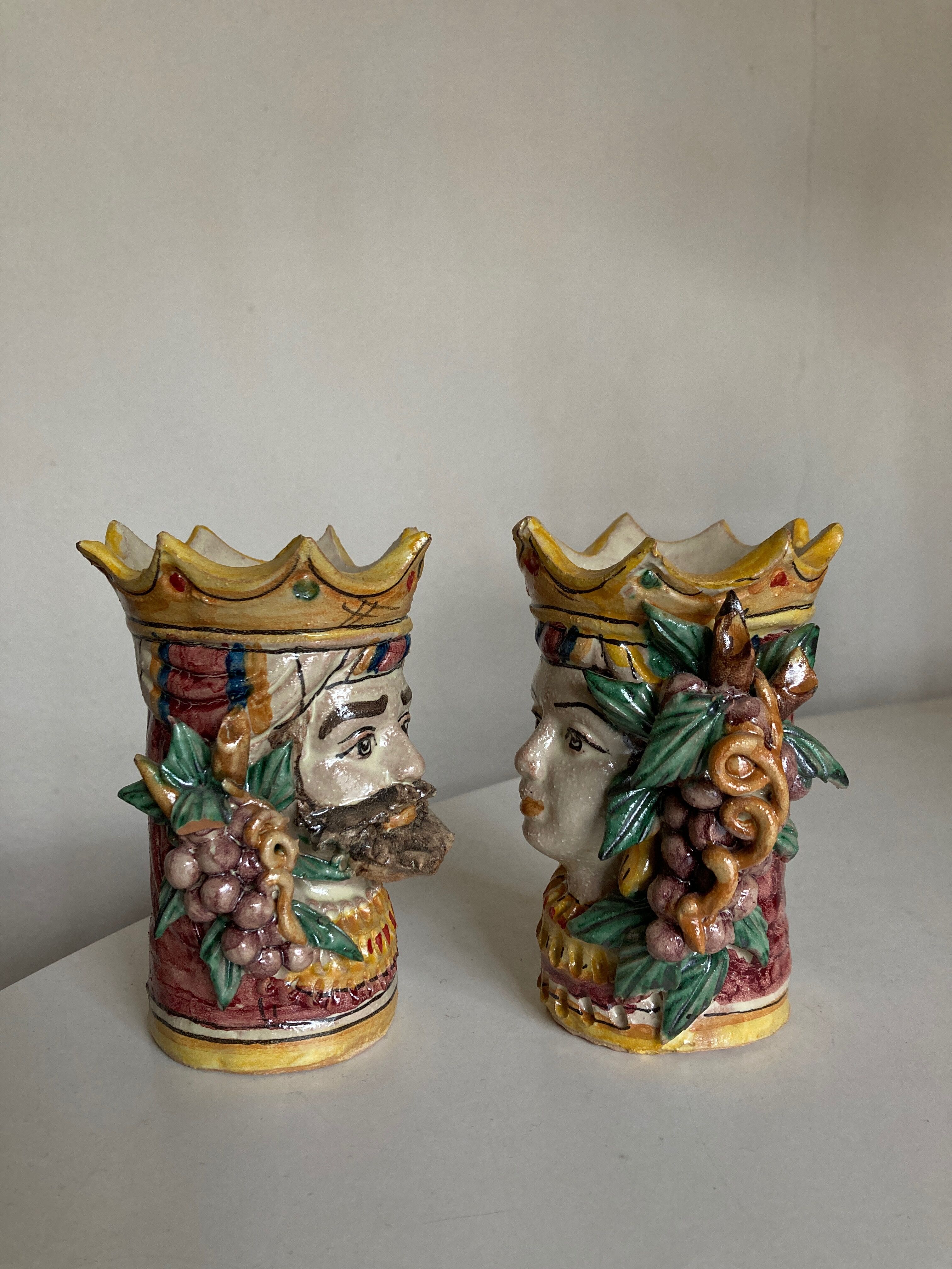 Pair of vases heads di Moro Caltagirone Italian design Sicily