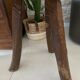 Tabouret tripode brutaliste