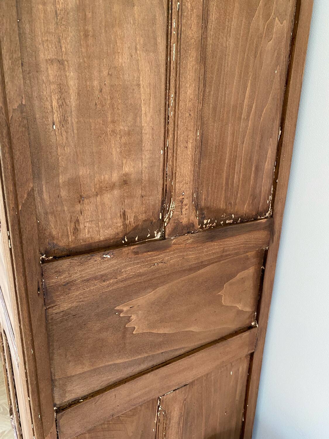 1-door wooden wardrobe