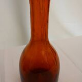 Bubbled amber carafe