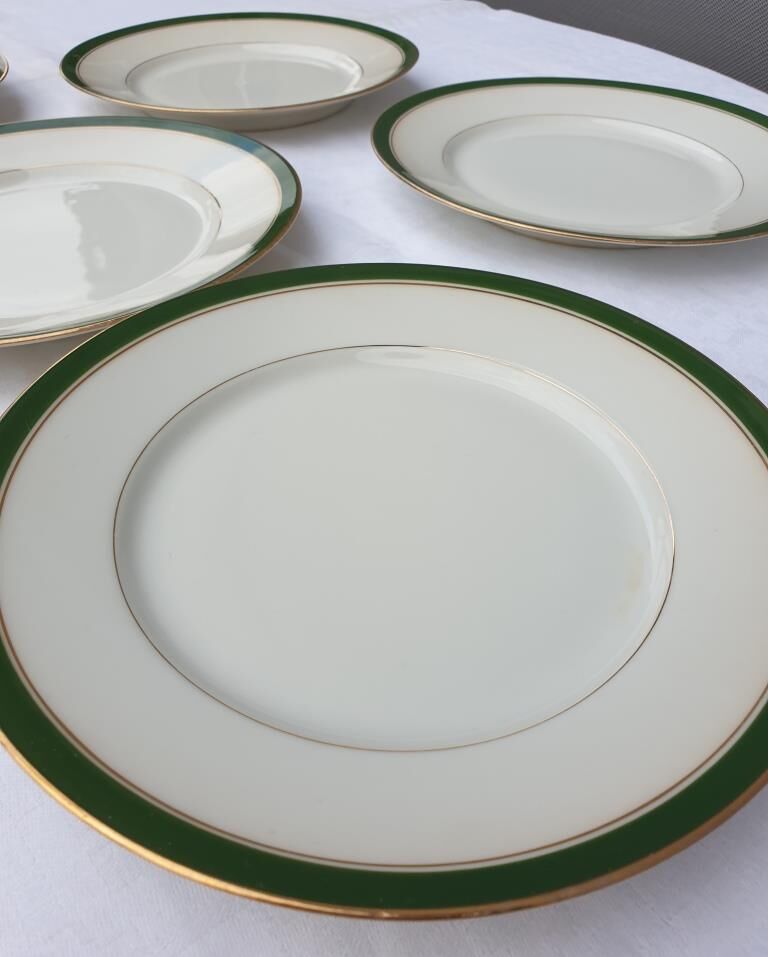 Set 6 porcelain plates Aux Lions de Faïence 1920 imperial green and gold