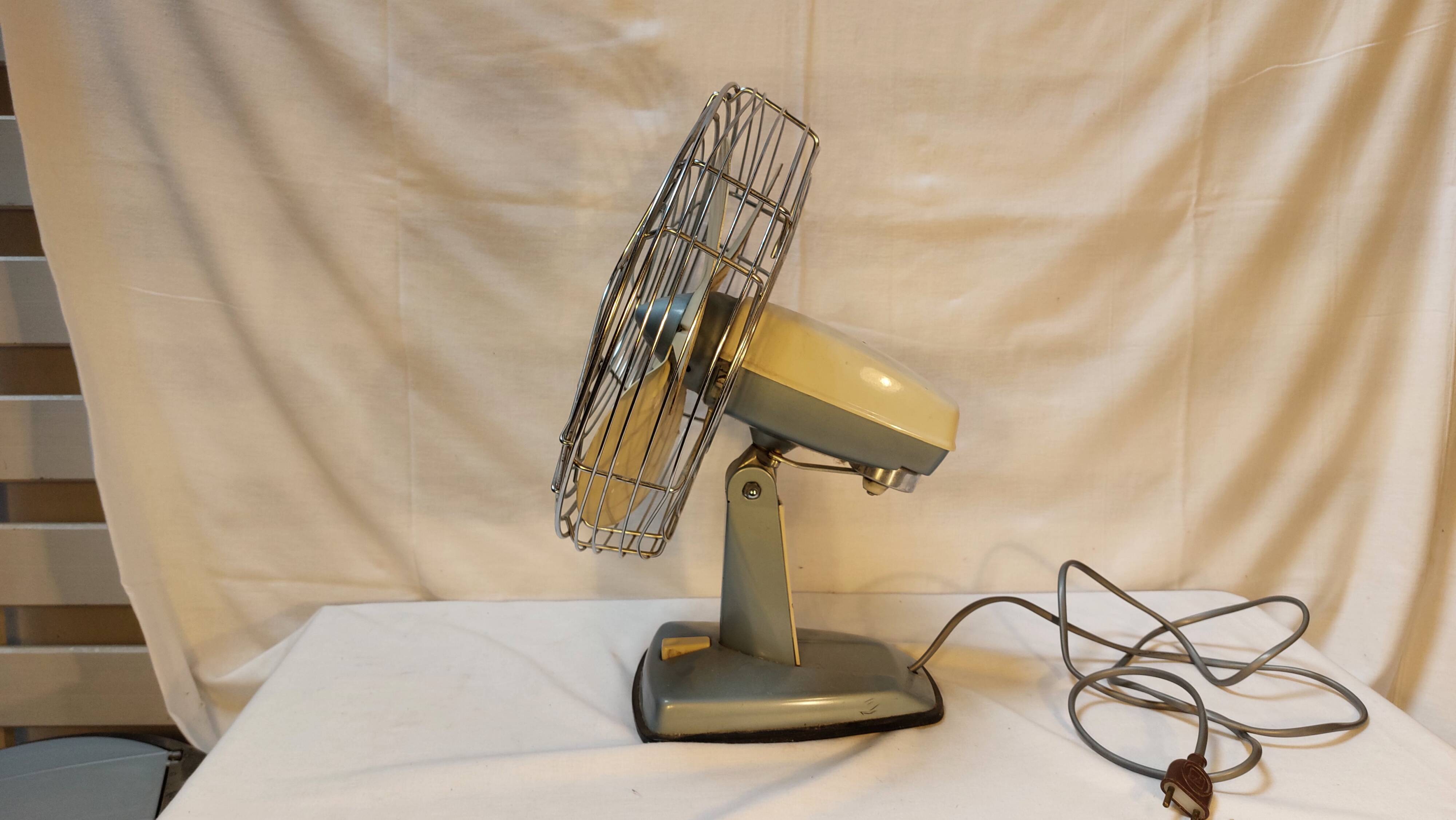 Vintage fan Indola - 60s