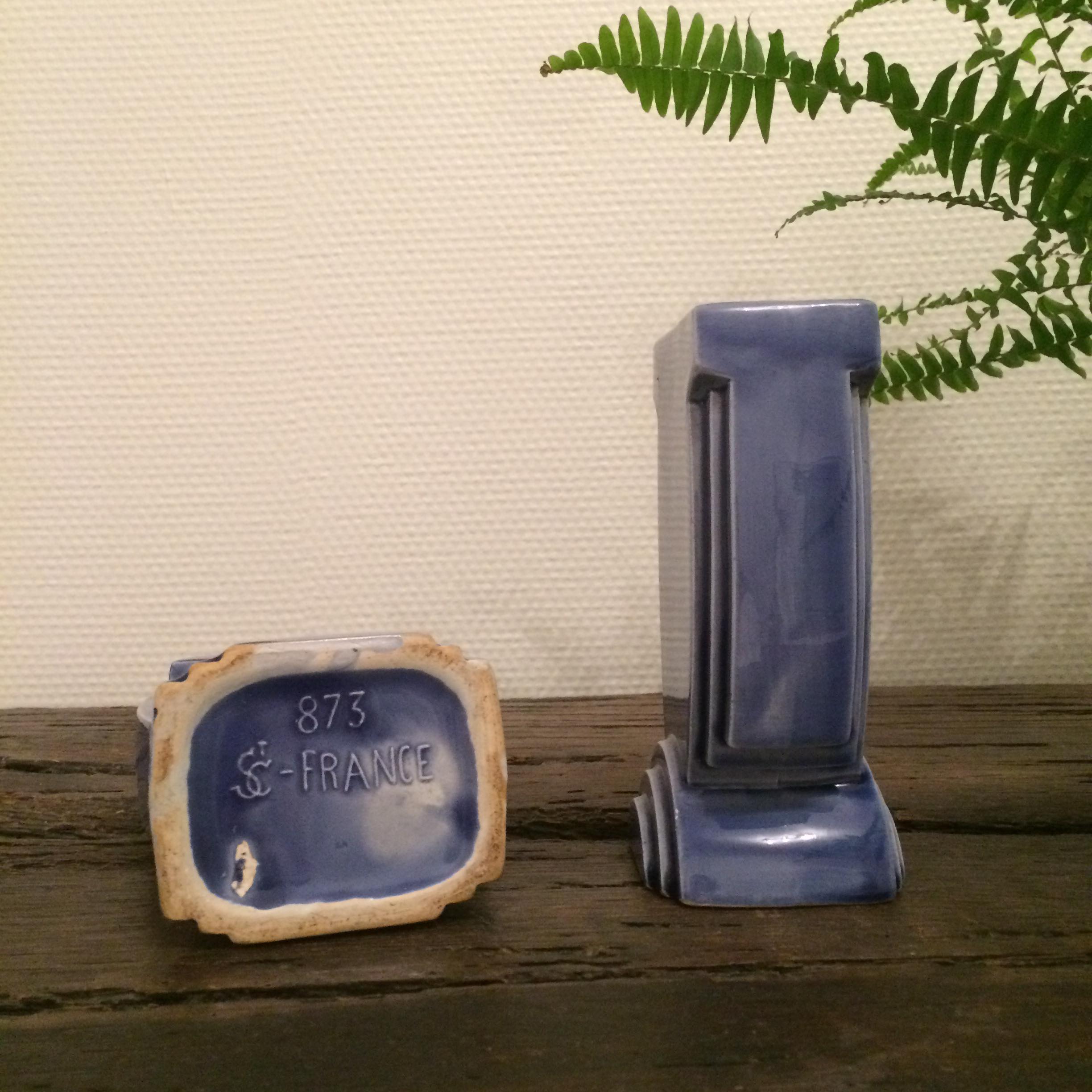 Lot 2 Art-Deco vases