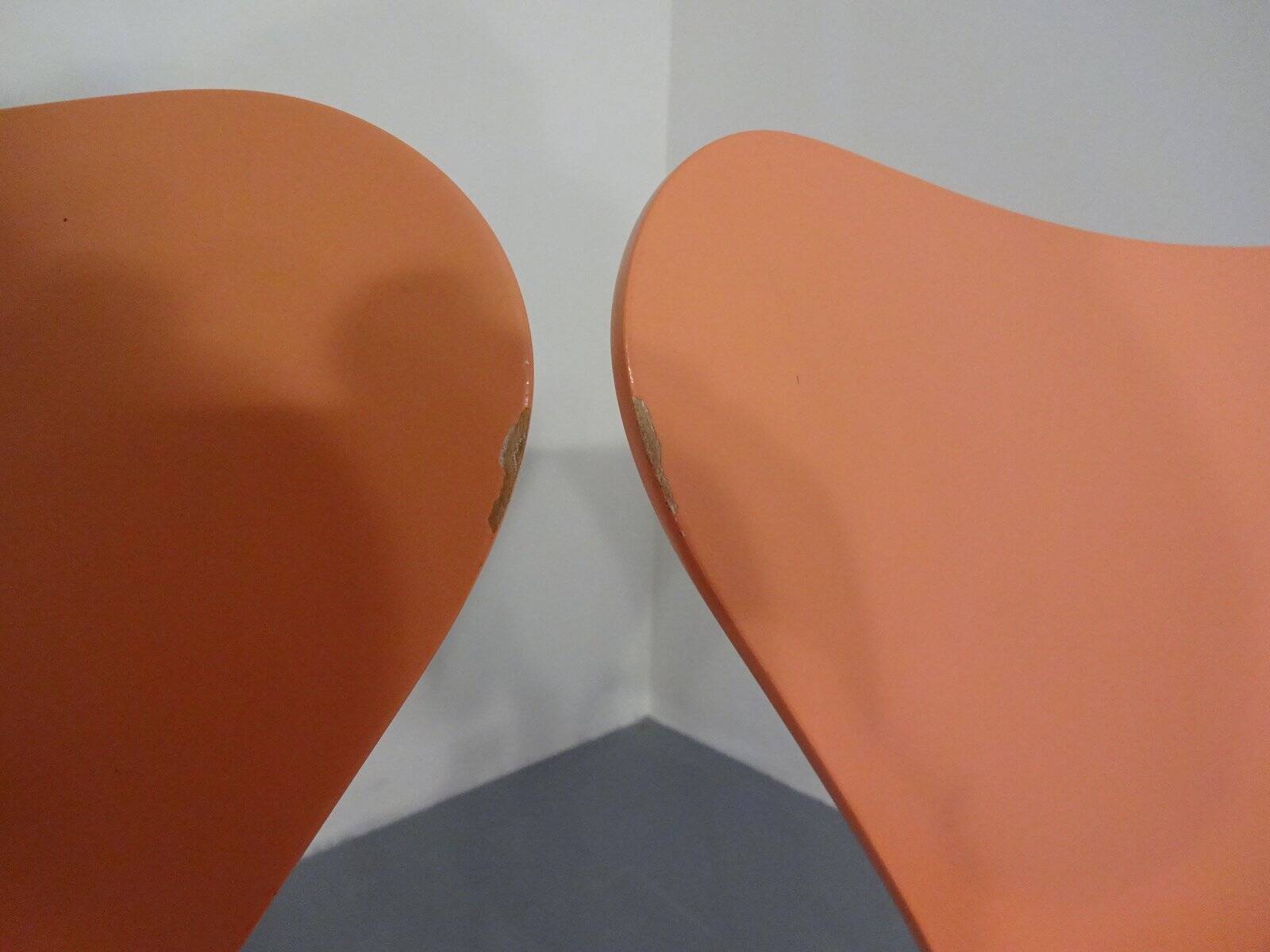 Danish 3107 Chairs by Arne Jacobsen for Fritz Hansen, 1994, Set of 2