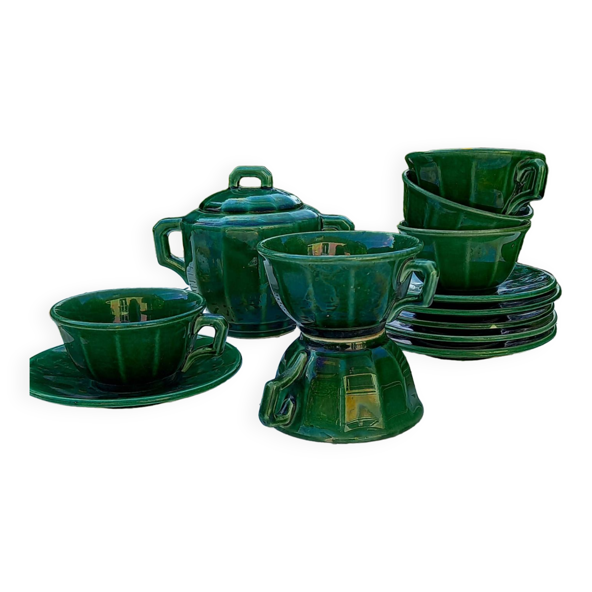 Iridescent green tea or coffee service in Lunéville K&G earthenware. 6 cups and an Art Deco sugar bowl